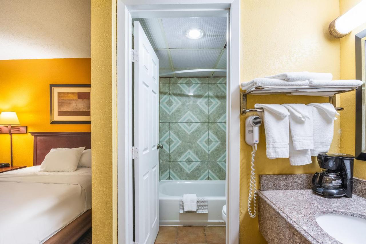 Americas Best Value Inn Of Elk City Exterior foto