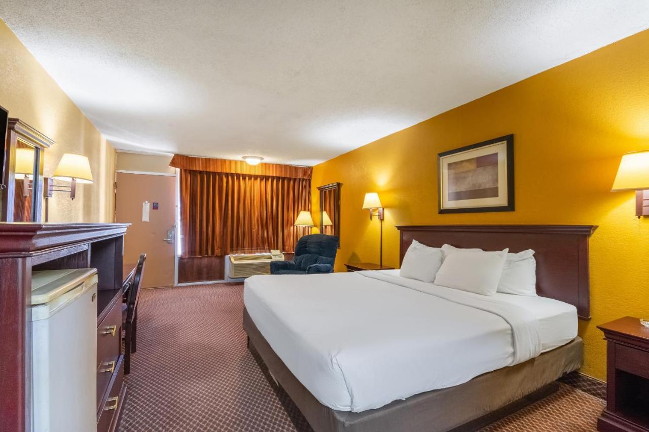 Americas Best Value Inn Of Elk City Exterior foto